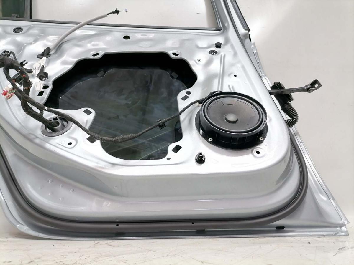 VW Passat B9 original Tür hinten links Kombi Variant LM7P Oyster Silver Rohbau Bj.2024